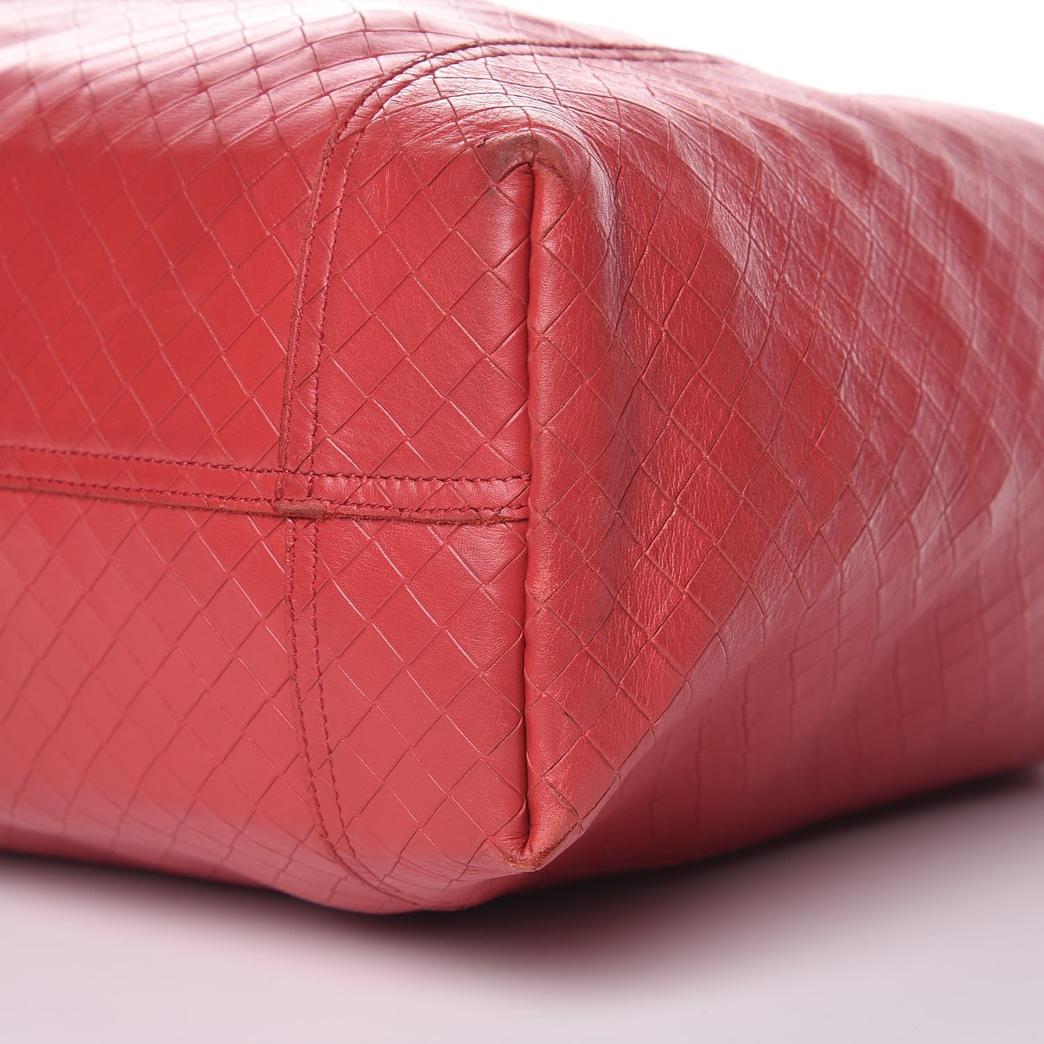 Bottega Veneta Calfskin Intrecciomirage Tote Red 10 of 10