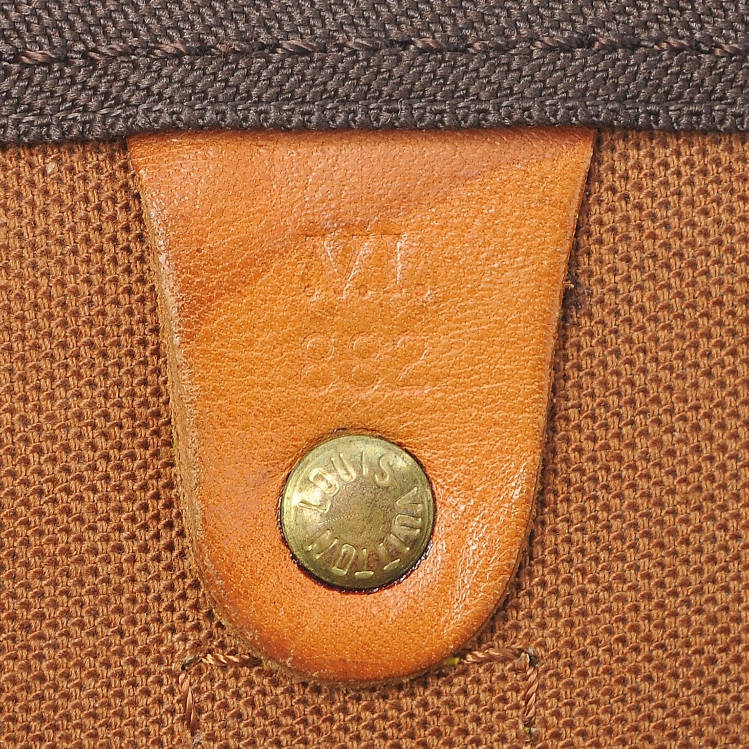 Louis Vuitton Monogram Keepall Bandouliere 55 7 of 12