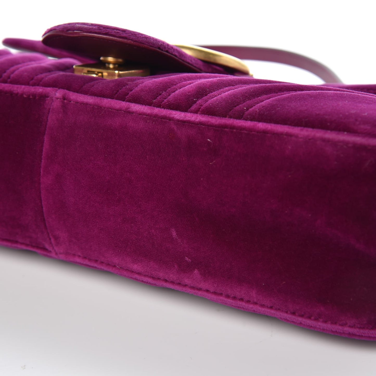 Velvet Matelasse Medium GG Marmont Shoulder Bag Fuchsia Violet Cyclamen