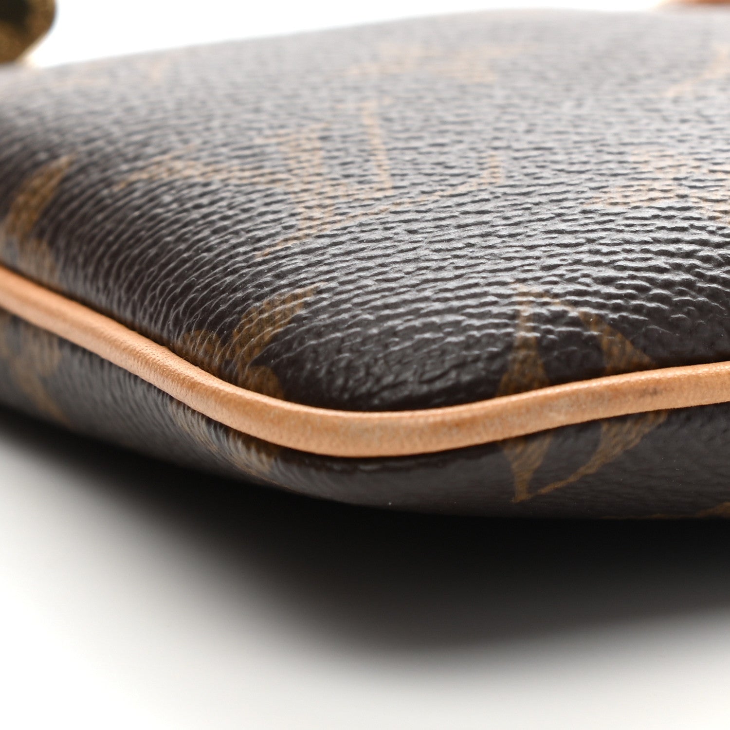 Louis Vuitton Monogram Pochette Milla MM 8 of 9