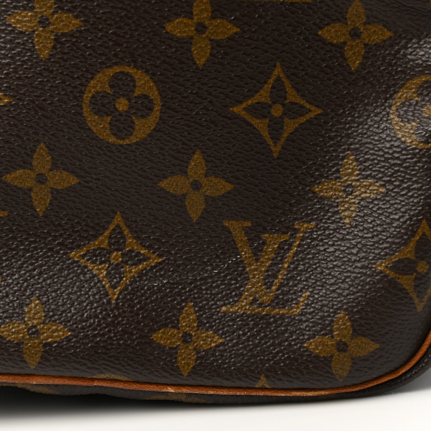 Monogram Sac Souple 35