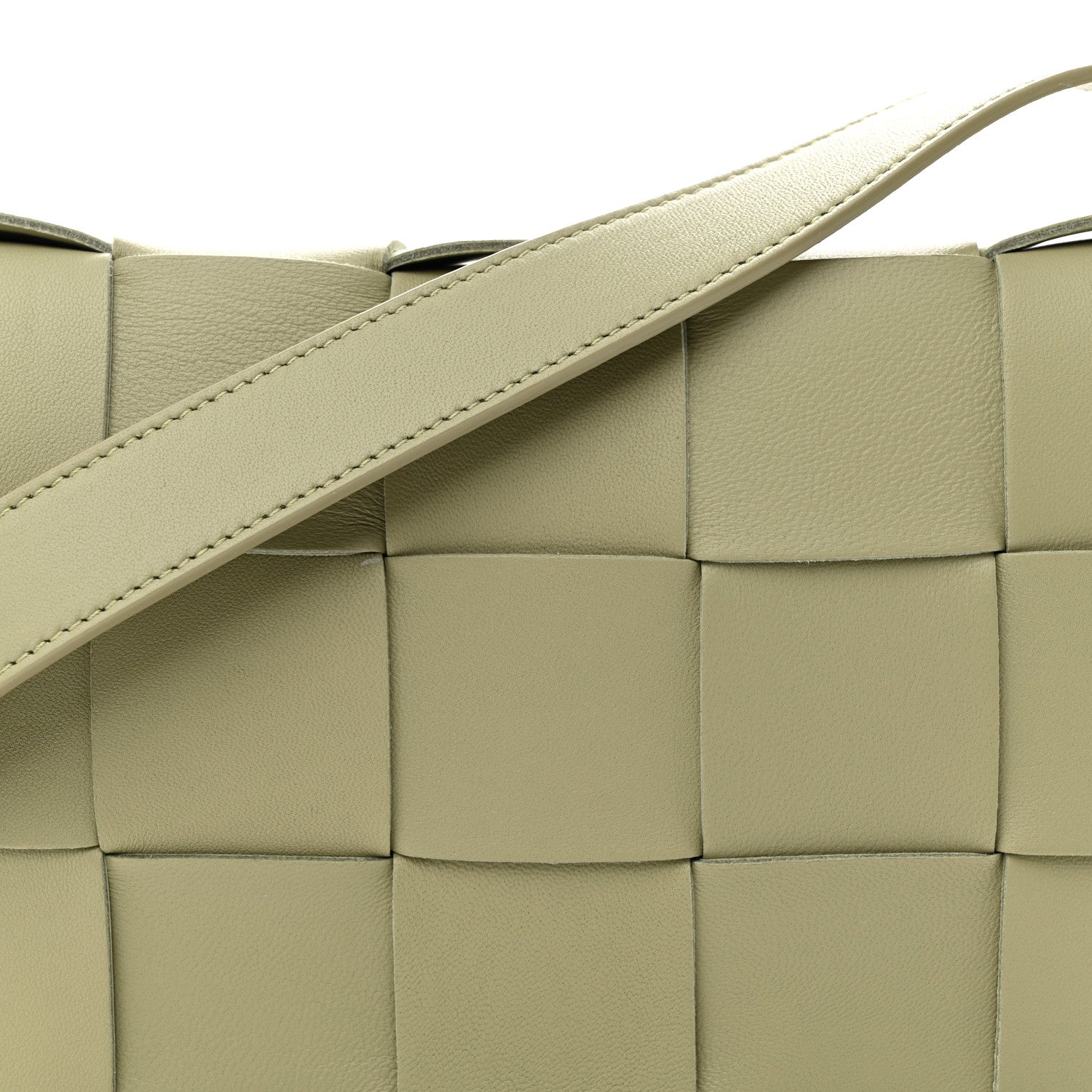 Bottega Veneta Lambskin Maxi Intrecciato Cassette Crossbody Bag Travertine 7 of 9