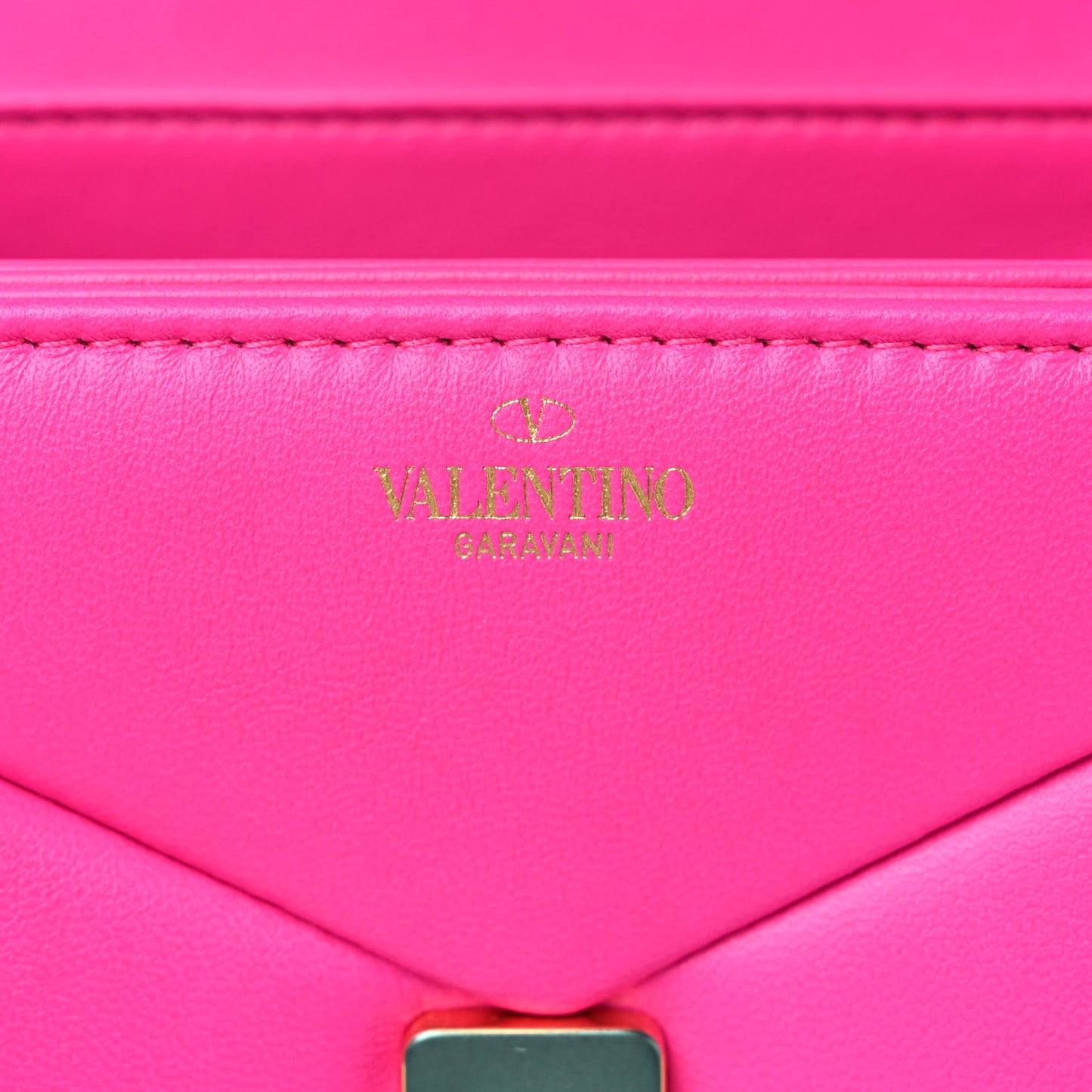 Nappa One Stud Chain Clutch Pink PP