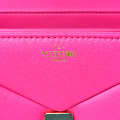 Valentino Garavani Nappa One Stud Chain Clutch Pink PP 6 of 9