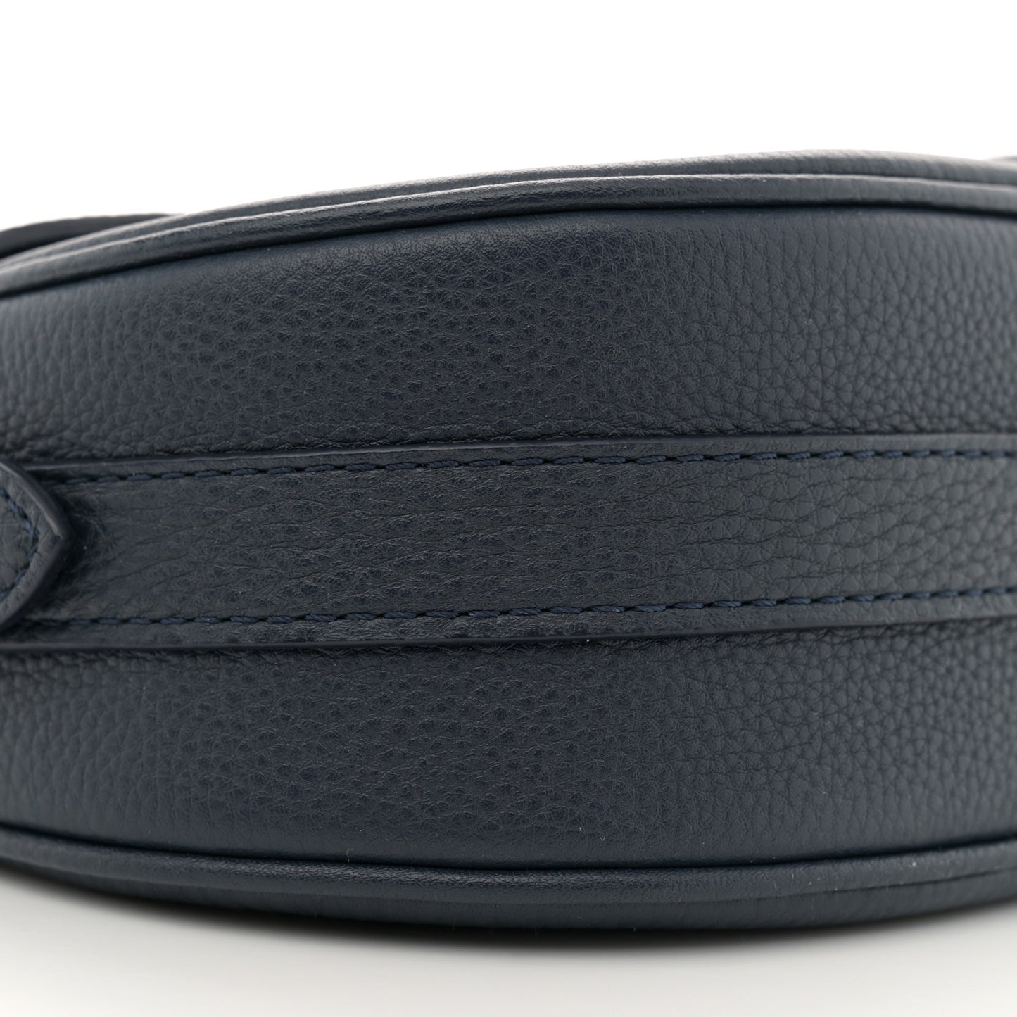 Grained Calfskin LV Pont 9 Soft MM Bleu Marine