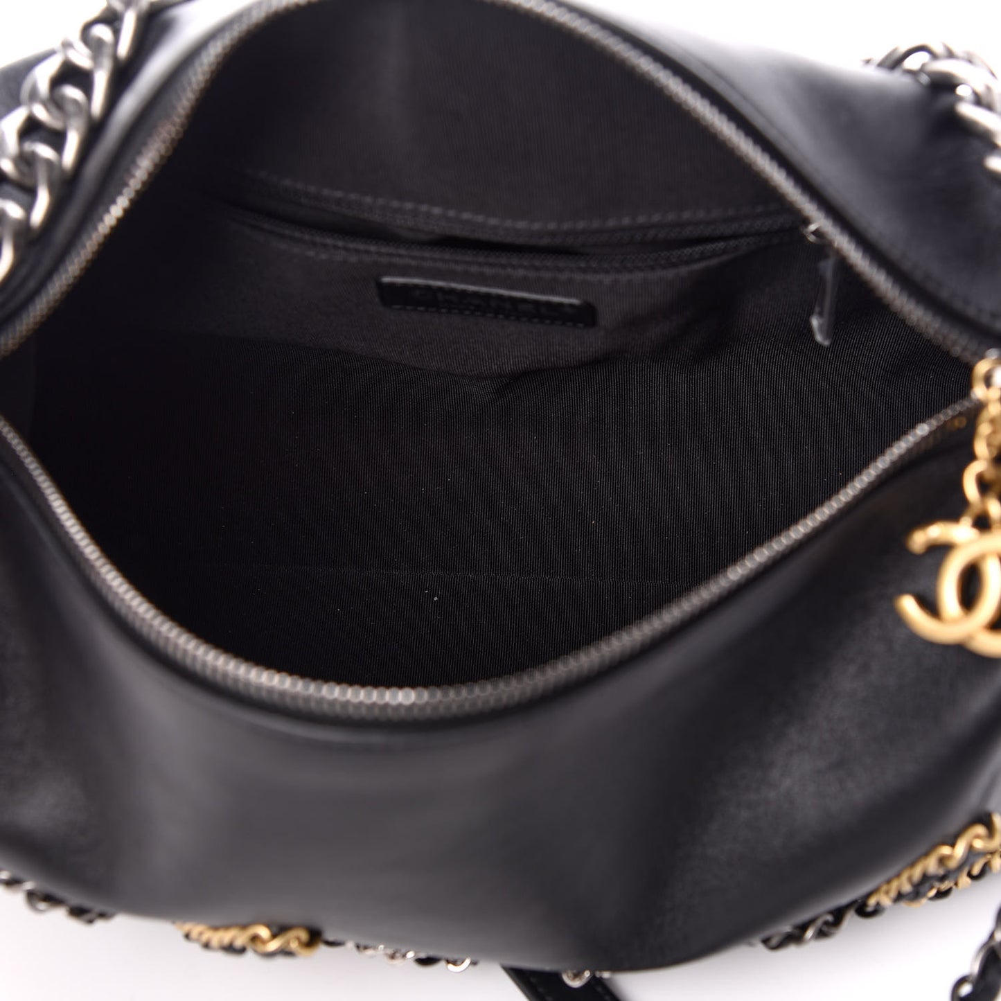 Calfskin Chain 20s Signature Hobo Black