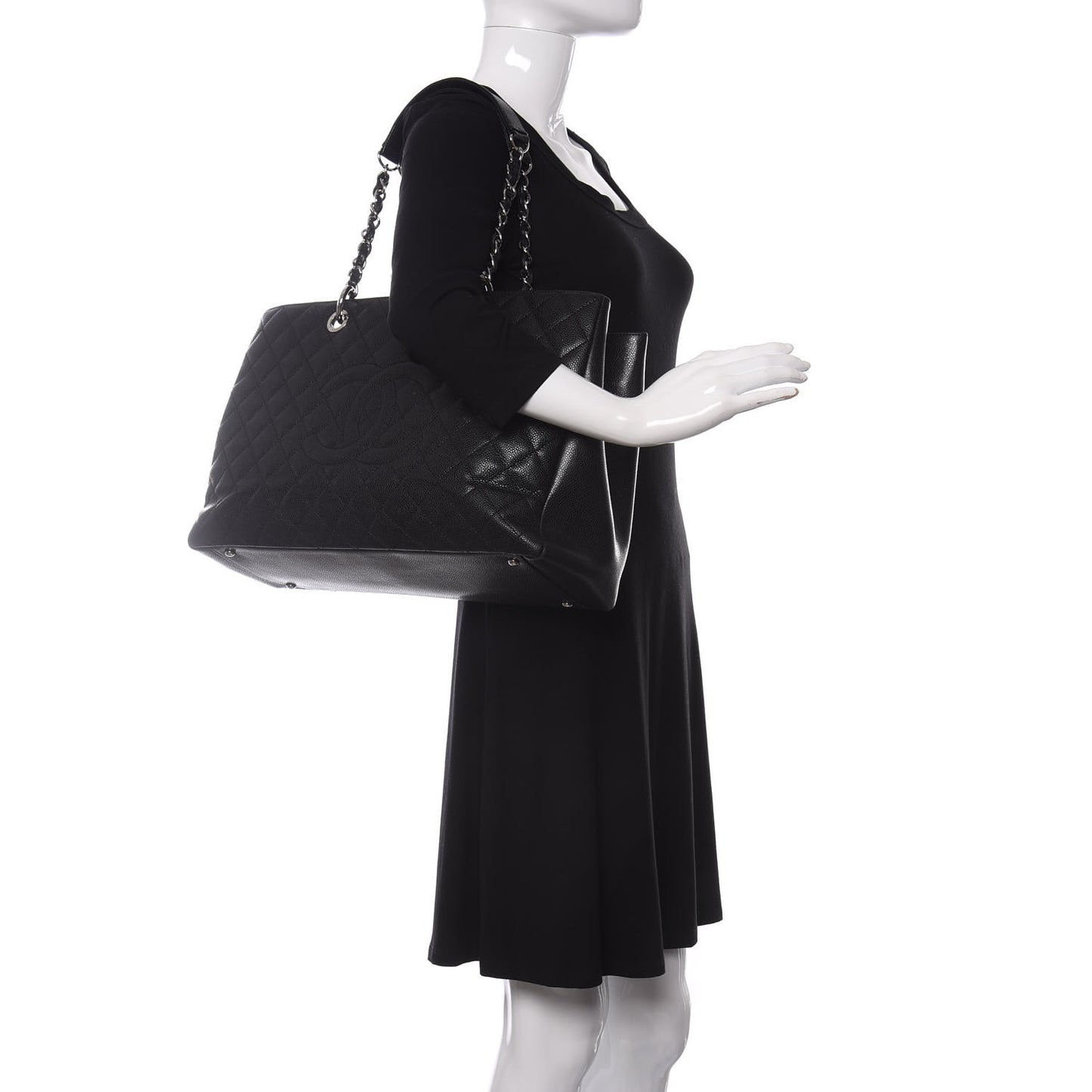 Caviar Quilted XL Grand Shopping Tote GST Black