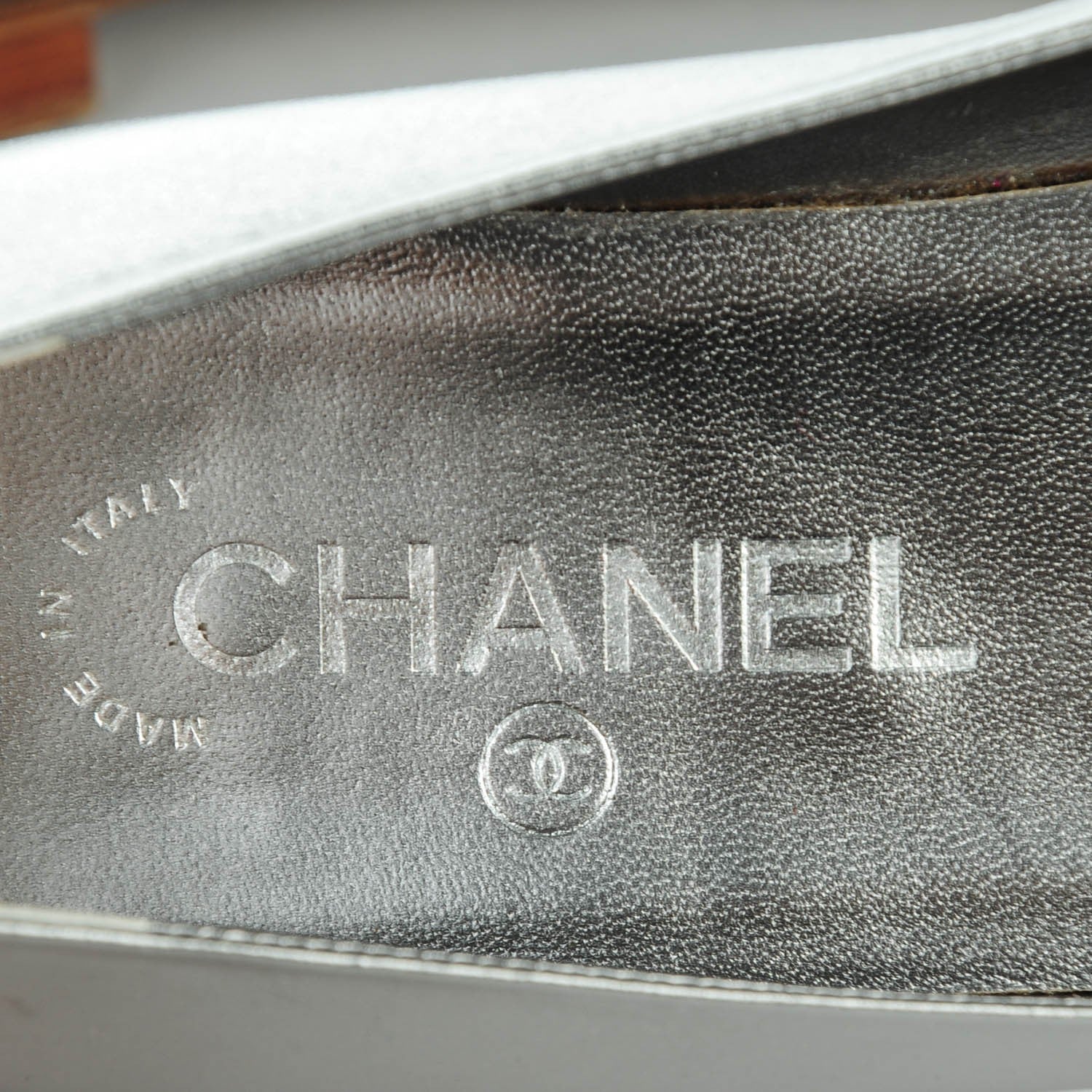 Chanel Metallic Lambskin Crystal Cap Toe CC Ballerina Flats 39 Silver Gold 6 of 8
