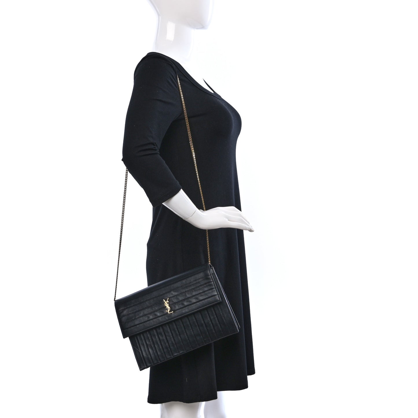 Calfskin Matelasse Victoire Chain Wallet Black