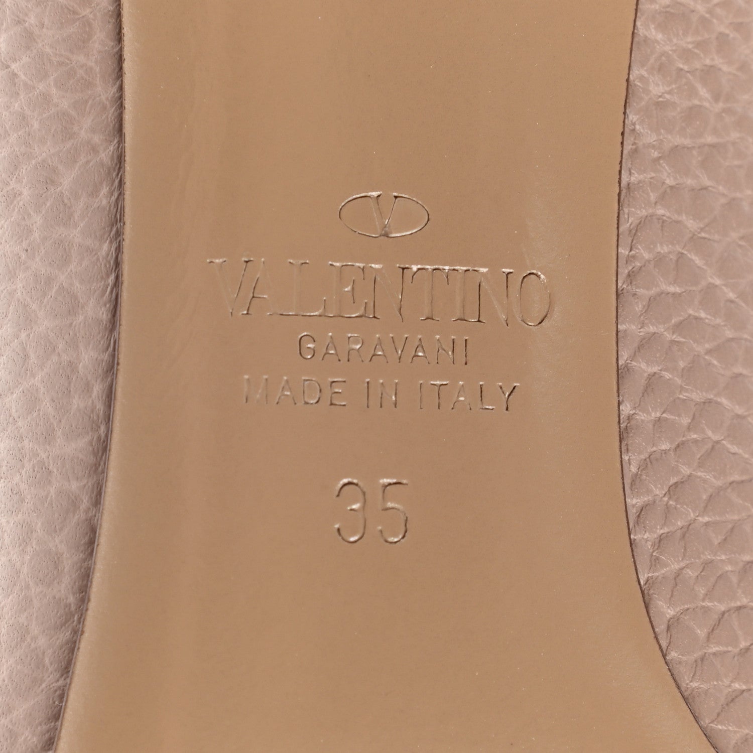 Valentino Garavani Pebbled Calfskin Rockstud 85mm Pumps 35 Poudre 6 of 8