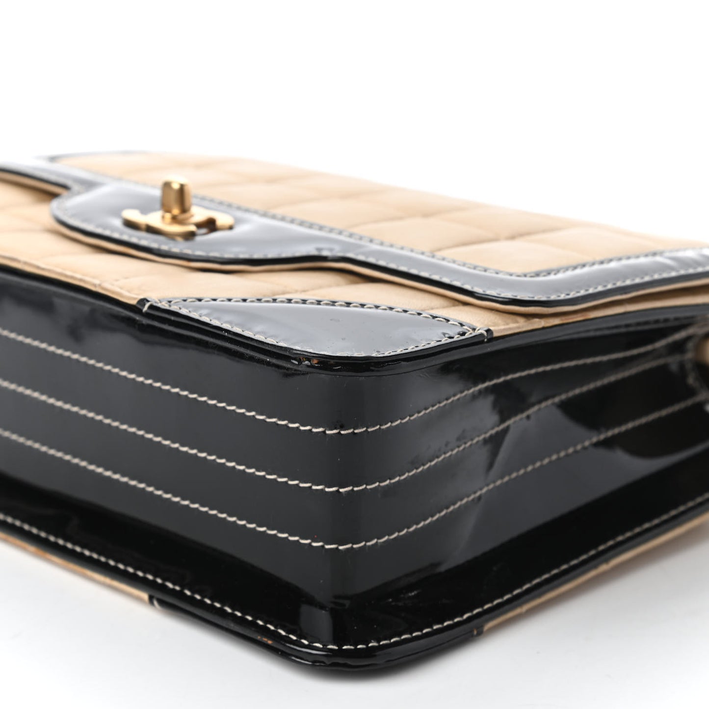 Lambskin Patent Chocolate Bar Flap Beige Black