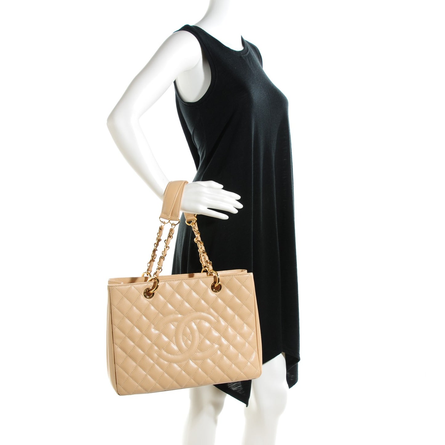 Caviar Quilted Grand Shopping Tote GST Beige Clair