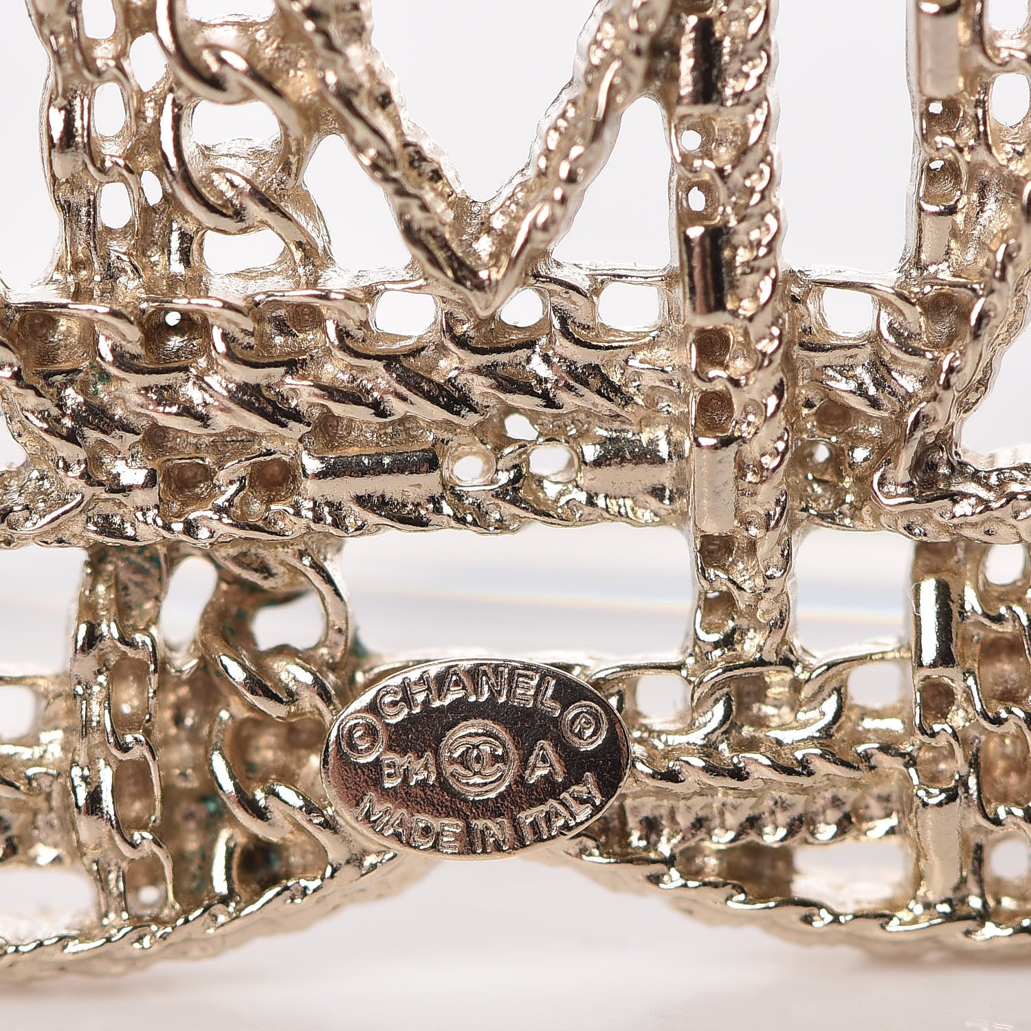 Chanel Chain CC Brooch Light Gold 4 of 5