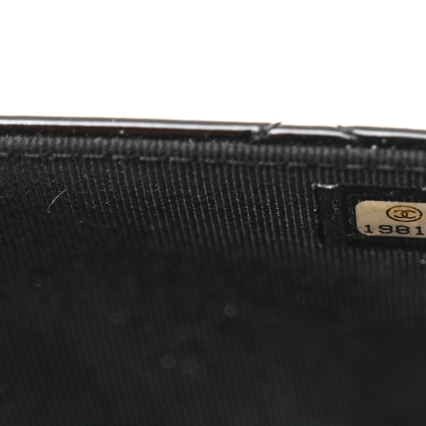 Patent Quilted Wallet On Chain WOC Black