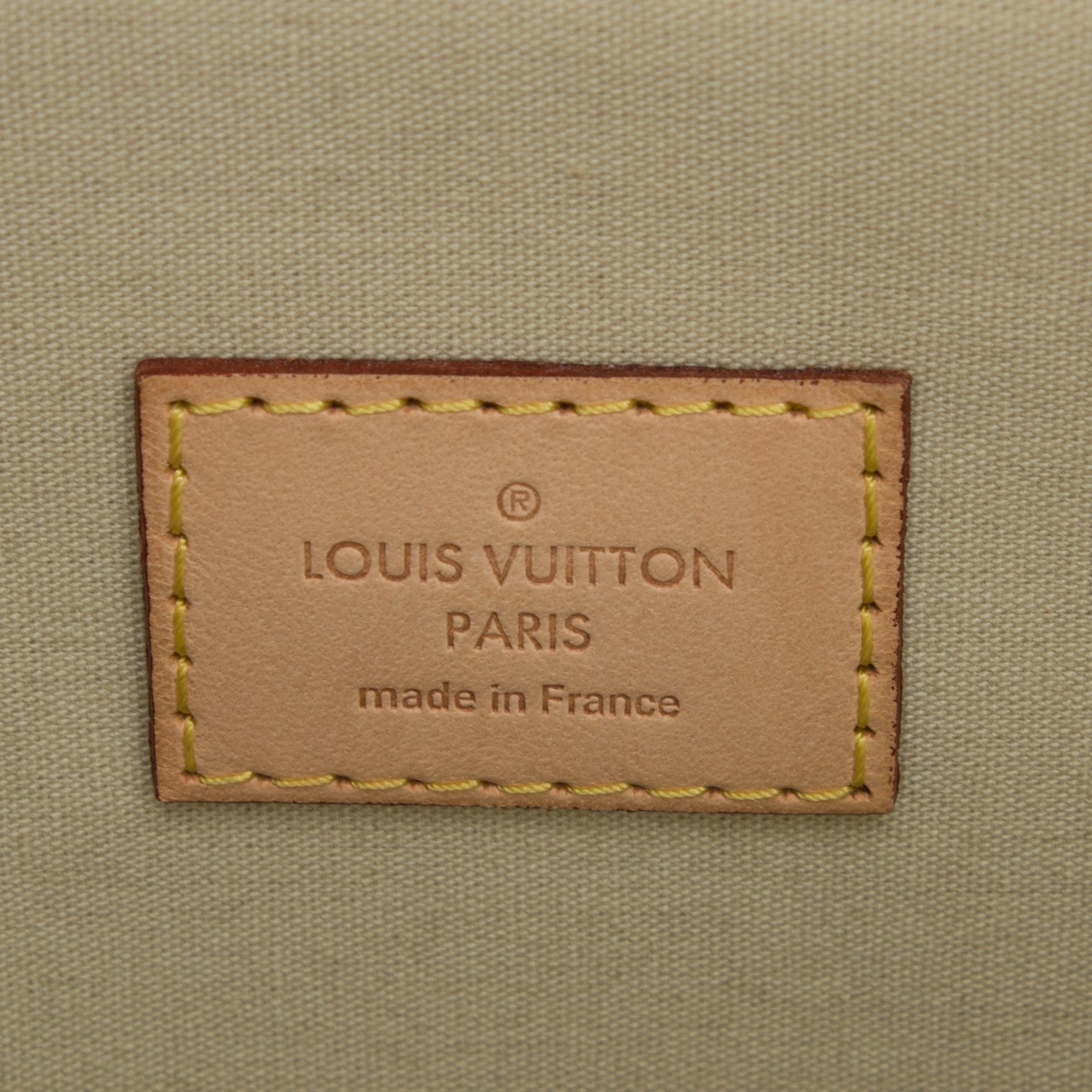 Louis Vuitton Vernis Alma GM Blanc Corail 6 of 7