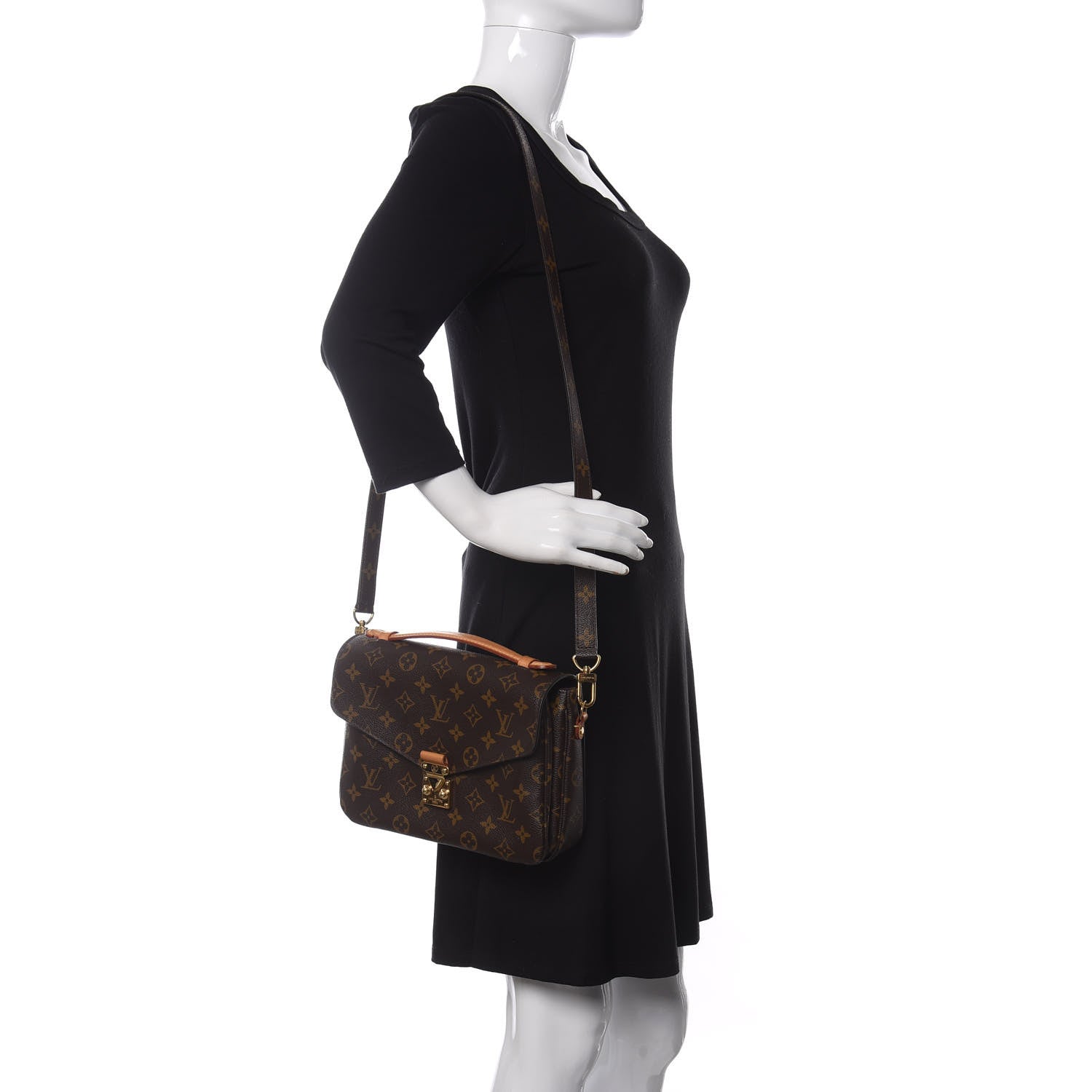 Louis Vuitton Monogram Pochette Metis 2 of 10