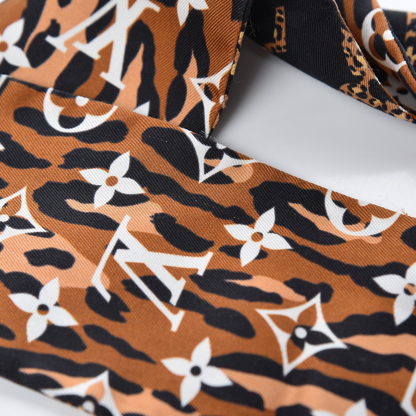 Silk Monogram Giant Jungle Bandeau Black