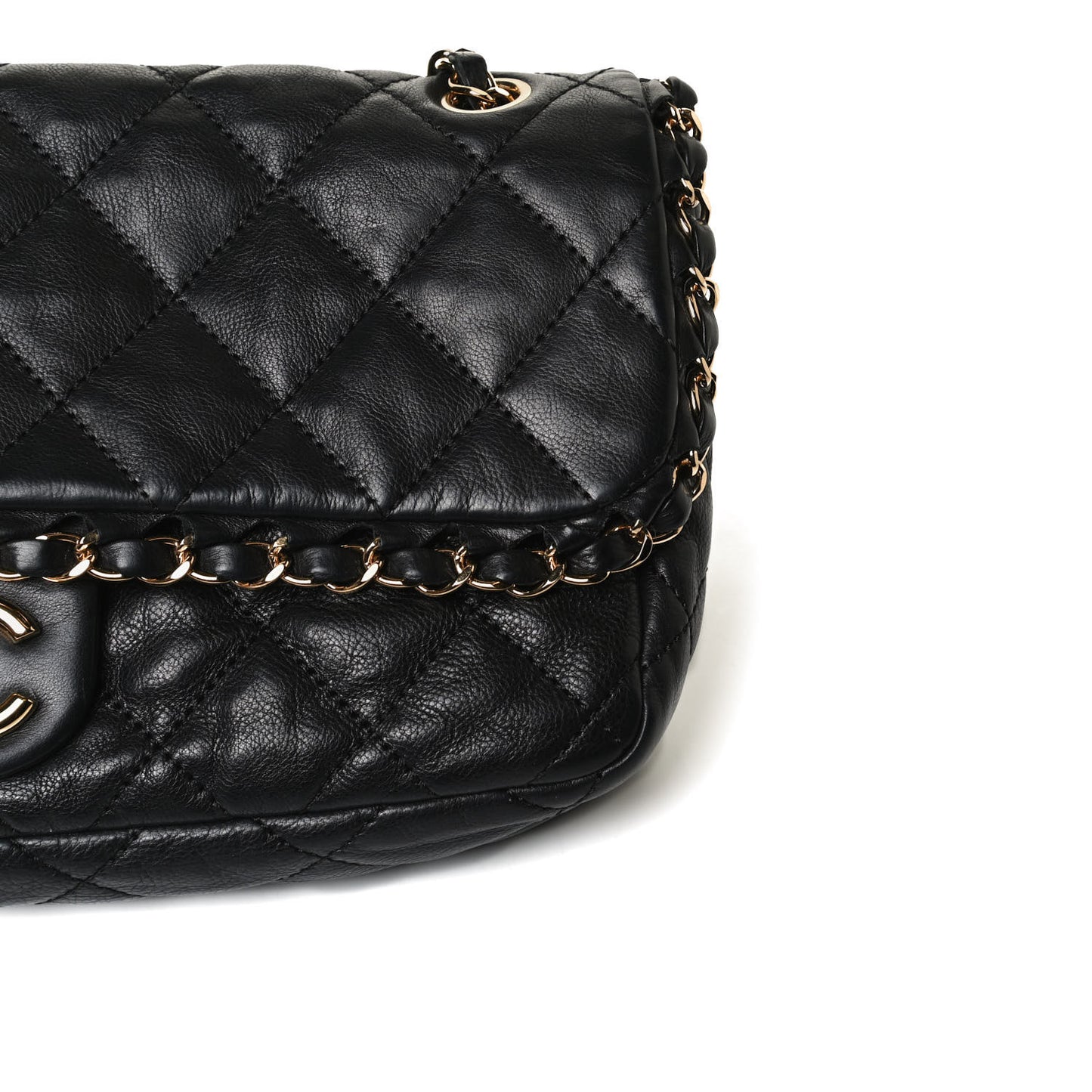 Calfskin Quilted Medium Chain Me Flap Black