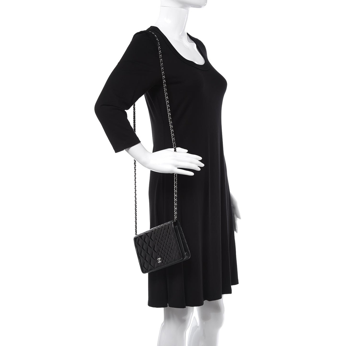 Patent Quilted Wallet On Chain WOC Black