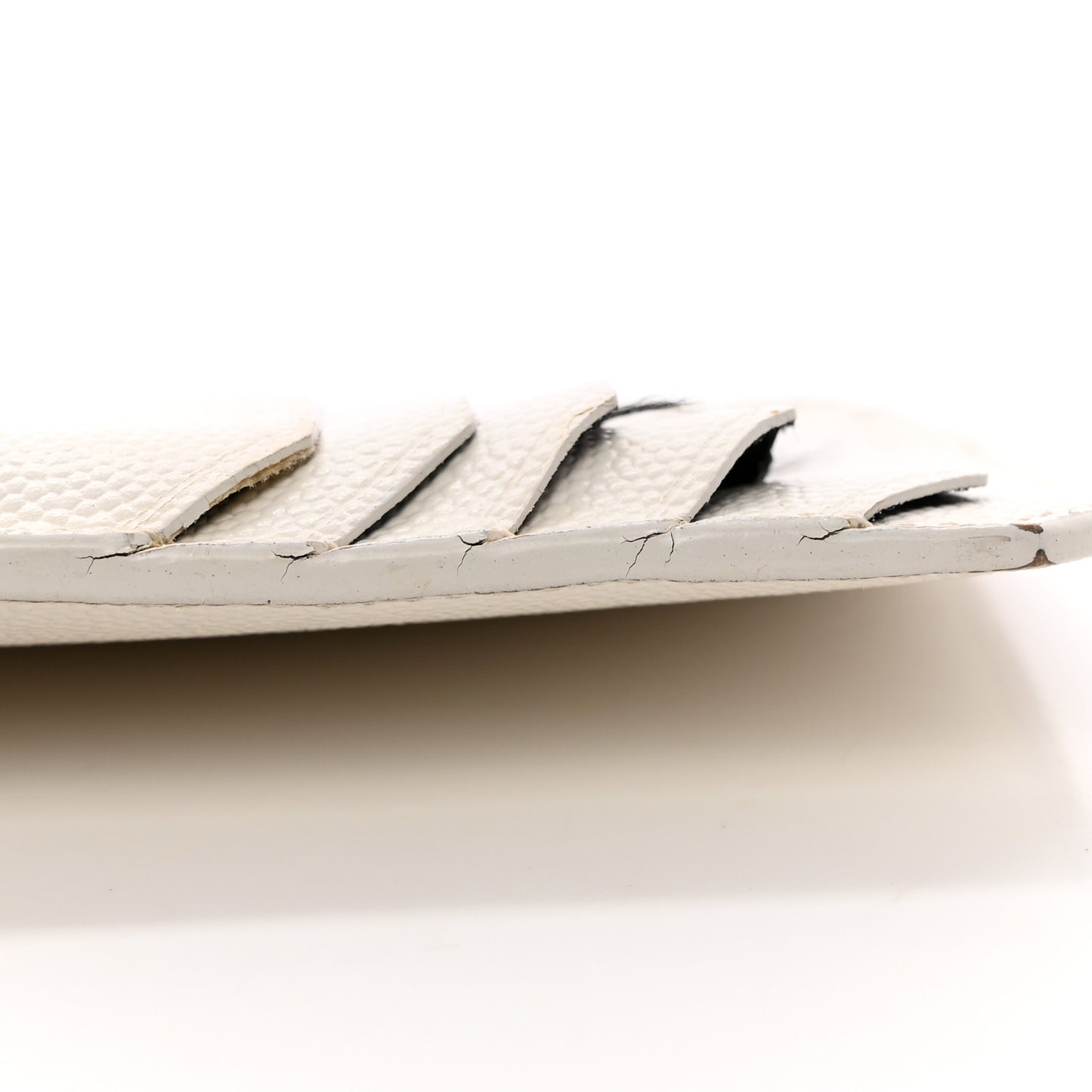 Grained Calfskin 5 Fragments Zip Pouch Card Holder White
