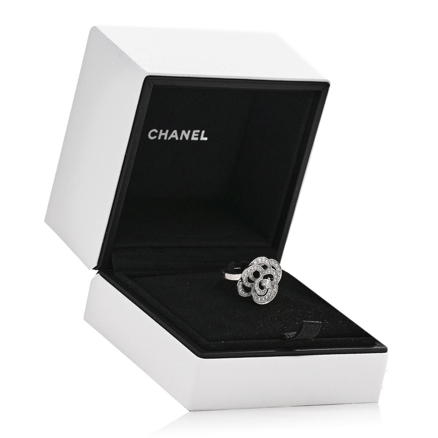 18K White Gold Diamond Fil de Camelia Ring 48 4.5