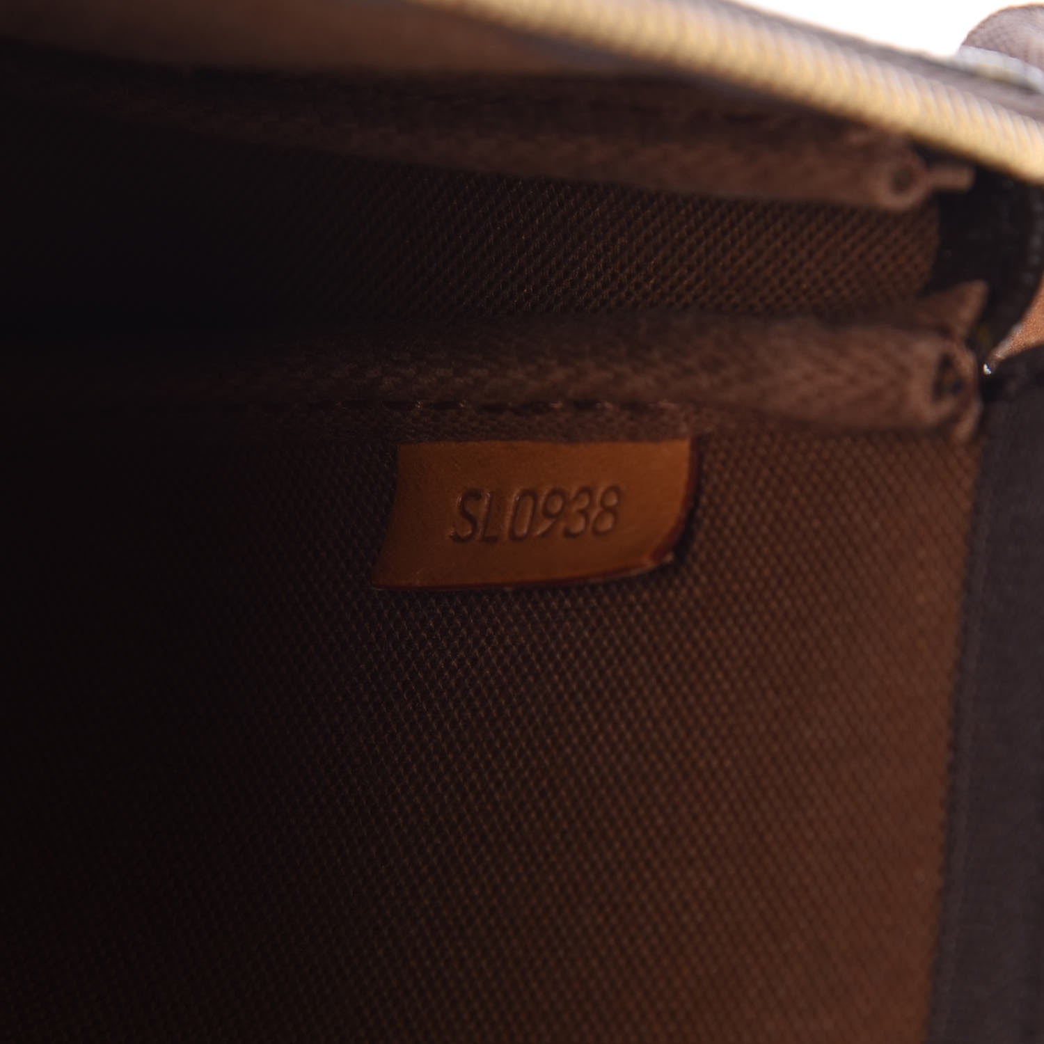 Louis Vuitton Monogram Pochette Accessories 7 of 9