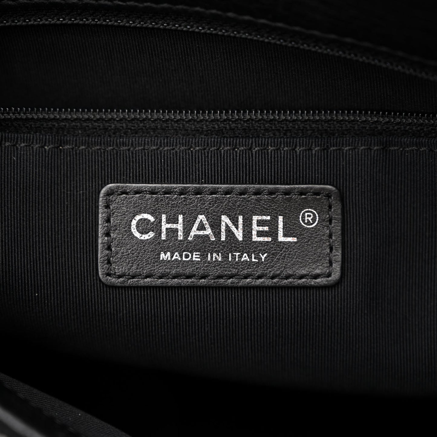 Metallic Grained Calfskin Quilted Large Casual Pocket Tote Black