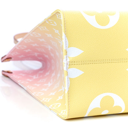 Louis Vuitton Monogram Giant By The Pool Onthego GM Light Pink 10 of 12