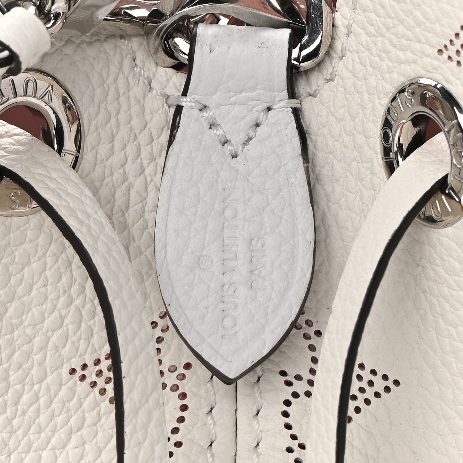 Louis Vuitton Mahina Bella Snow White 6 of 10