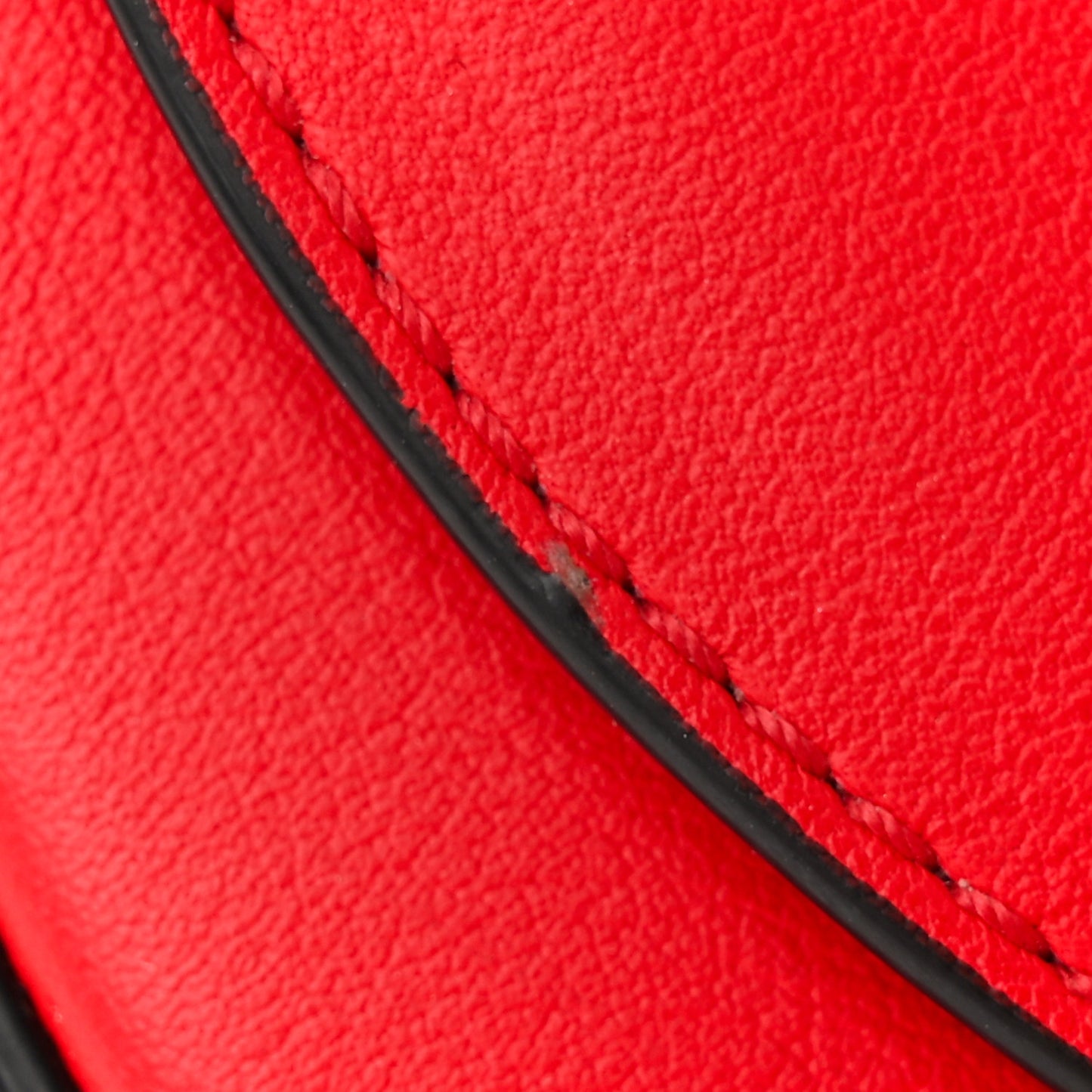 Vitello Virtus Belt Bag Eros Flame Red