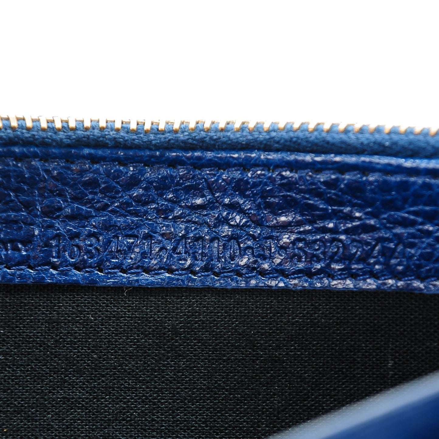 Agneau Classic Hardware Money Wallet Bleu Mineral