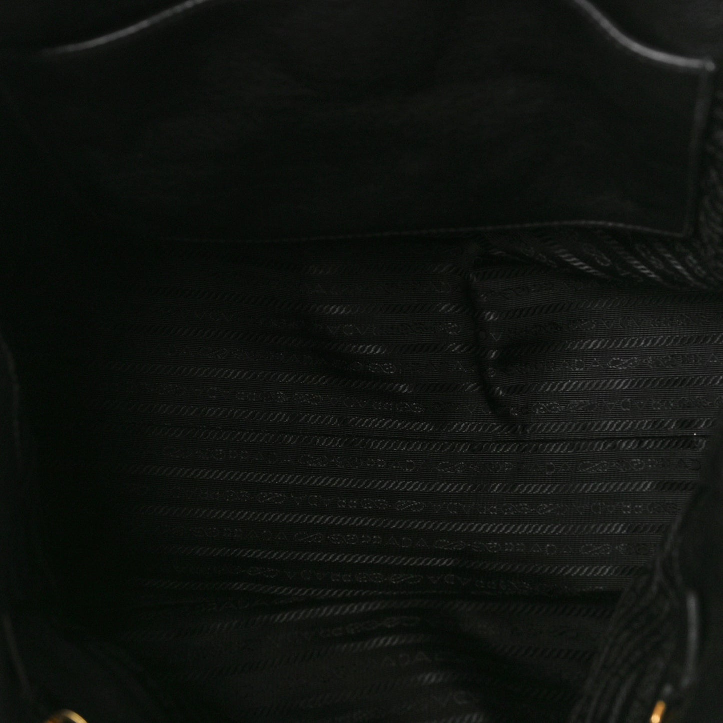 Vitello Daino Shopping Tote Black