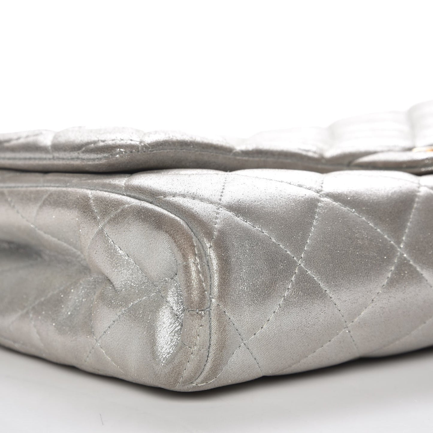 Iridescent Calfskin Clutch With Chain Flap Silver