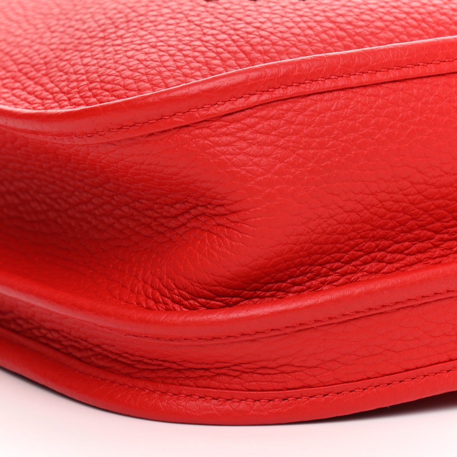 Hermes Taurillon Clemence Evelyne III PM Rouge De Coeur 16 of 21