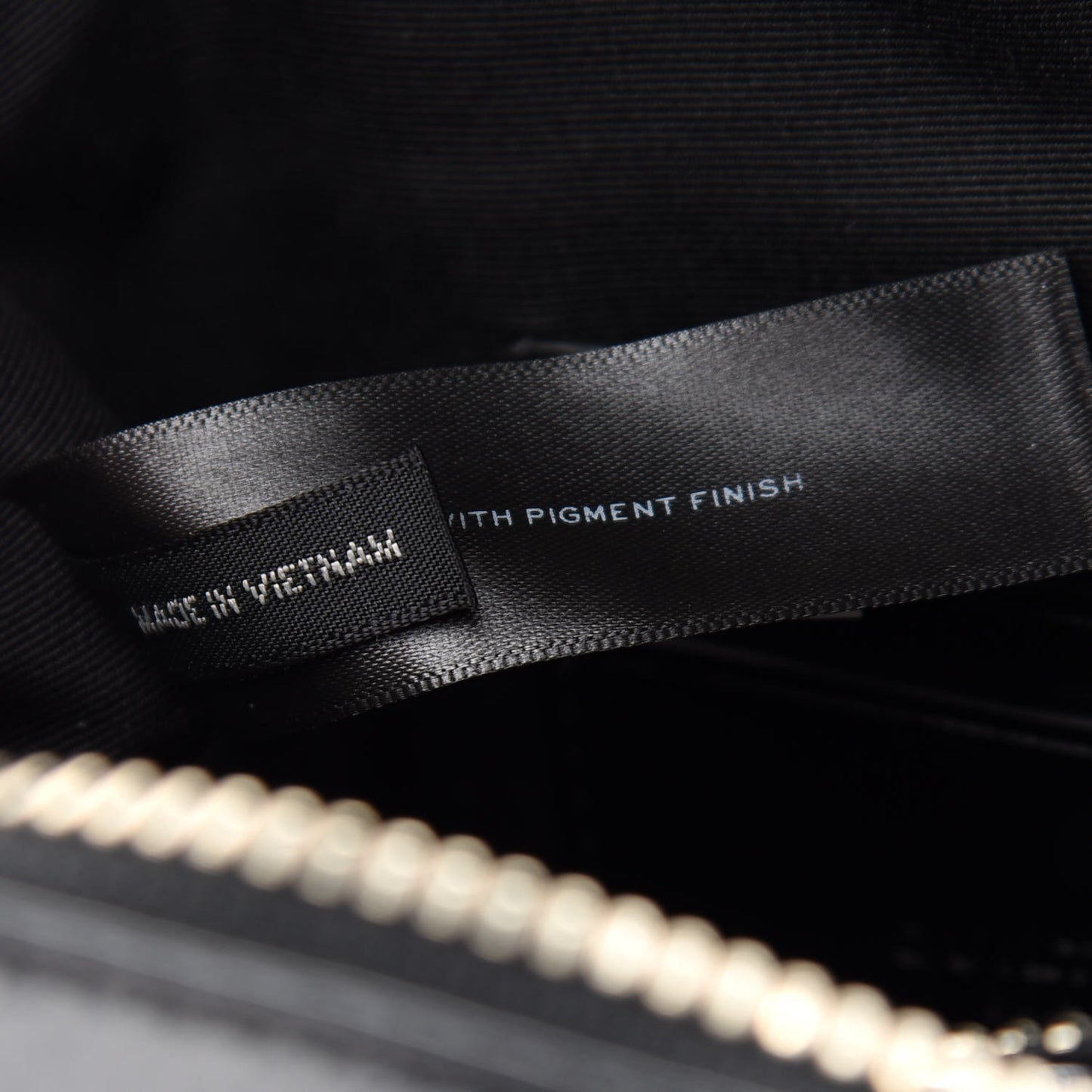 Natural Grain Calfskin Quilted The Softshot 21 Bag Black