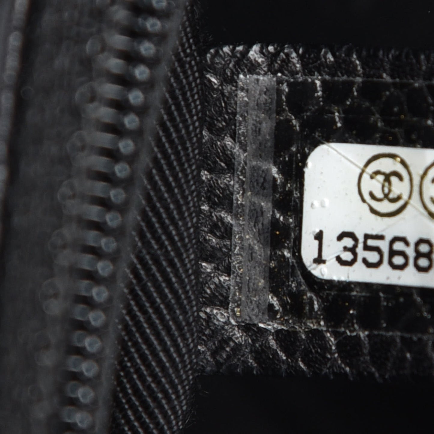 Caviar Half Moon Wallet On Chain WOC Black
