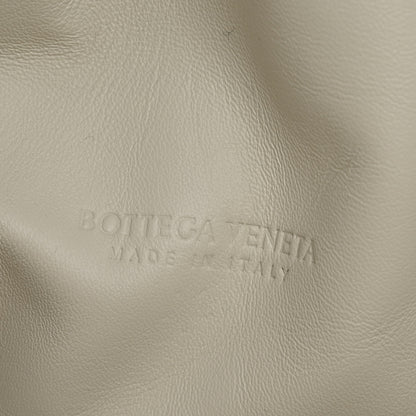 Bottega Veneta Metallic Crinkled Lambskin The Pouch Oversized Clutch Oro 6 of 11
