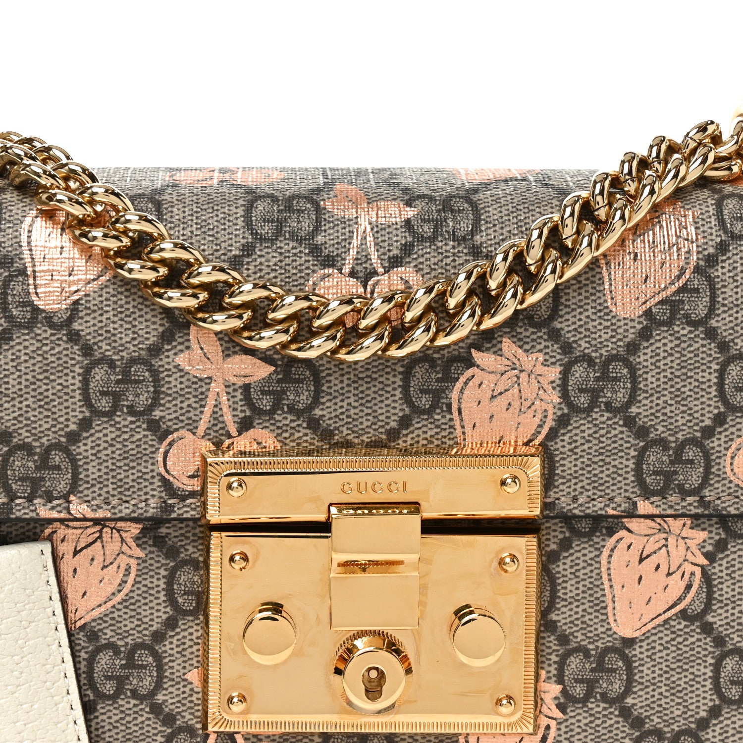 Gucci GG Supreme Monogram Berry Textured Dollar Calfskin Small