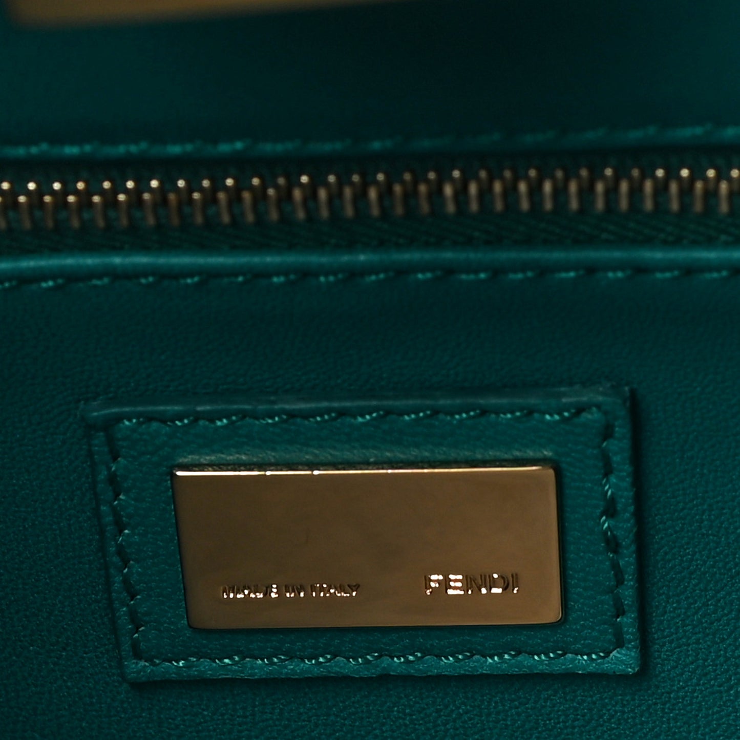 Nappa Mini Peekaboo Iconic Satchel Lago