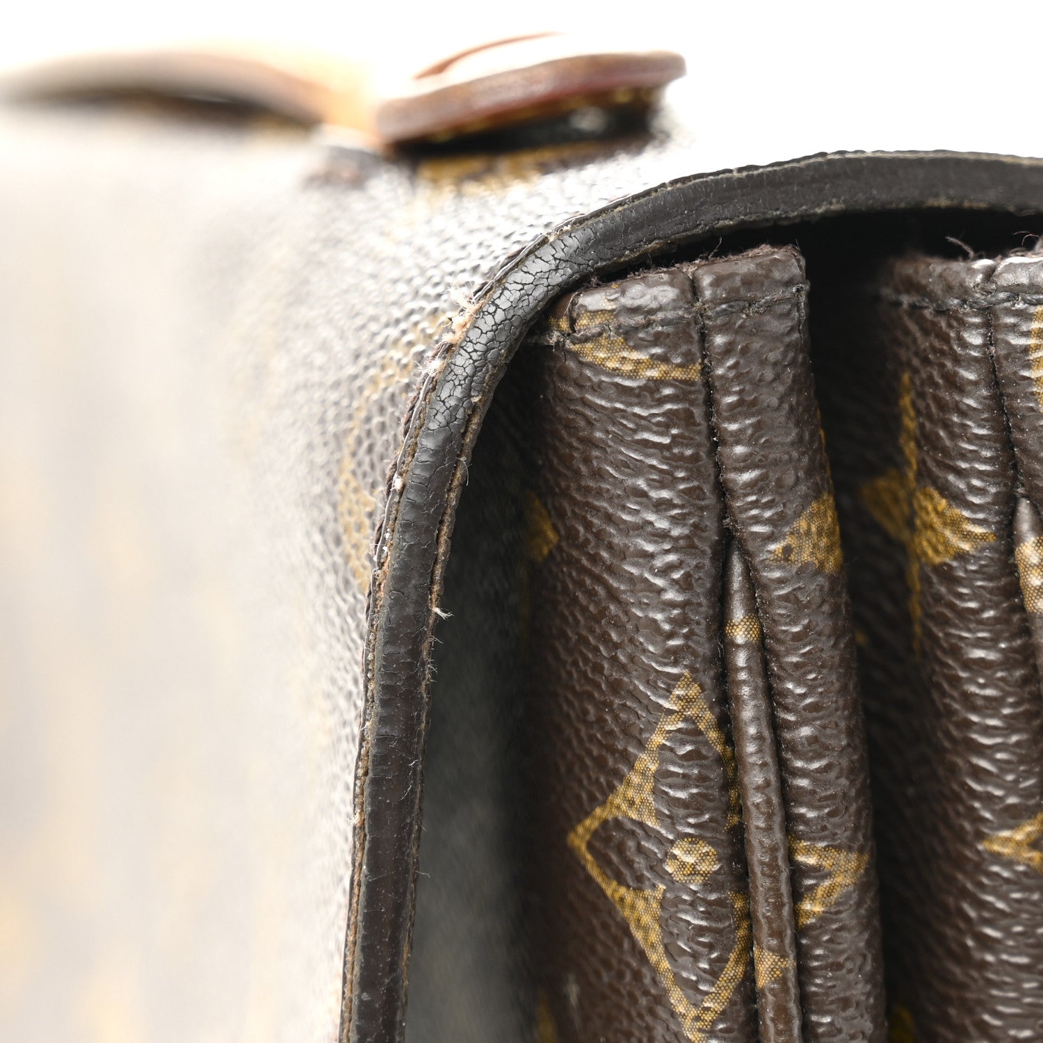 Louis Vuitton Monogram Pochette Metis 13 of 20