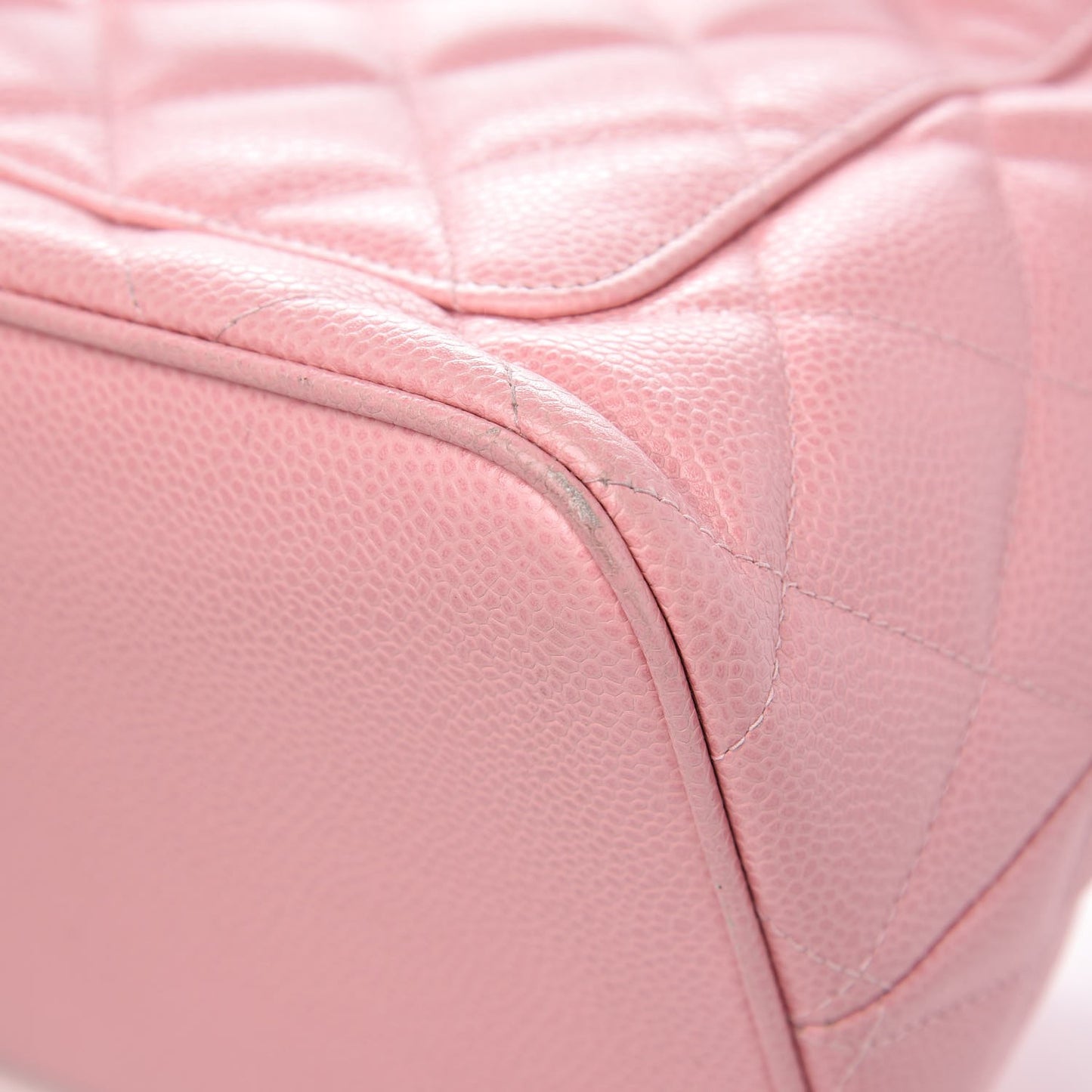 Caviar Quilted Medallion Tote Light Pink
