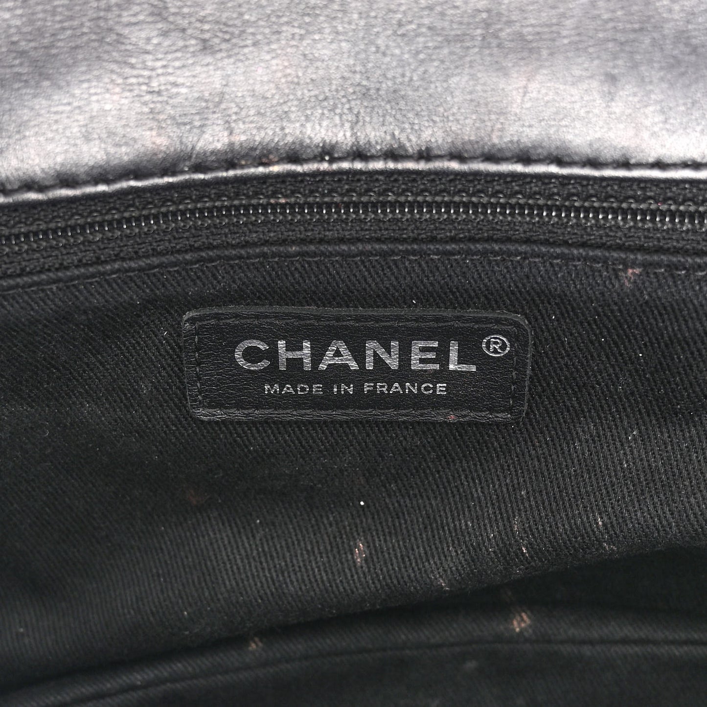 Calfskin Quilted Double Stitch Hamptons Clutch with Chain Black