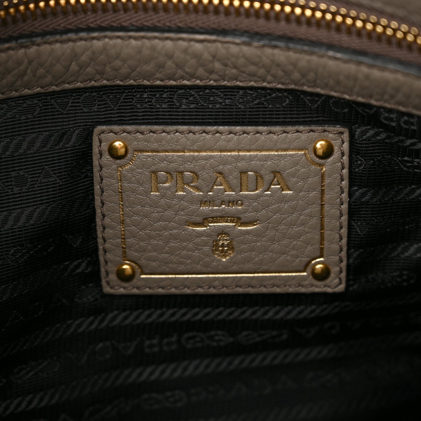 Vitello Daino Logo Hobo Argilla