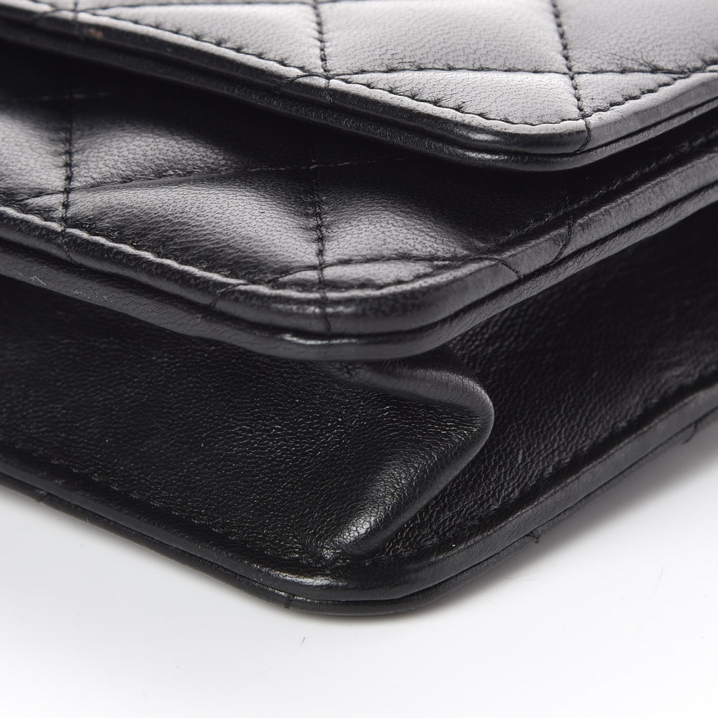 Lambskin Quilted Wallet On Chain WOC Black