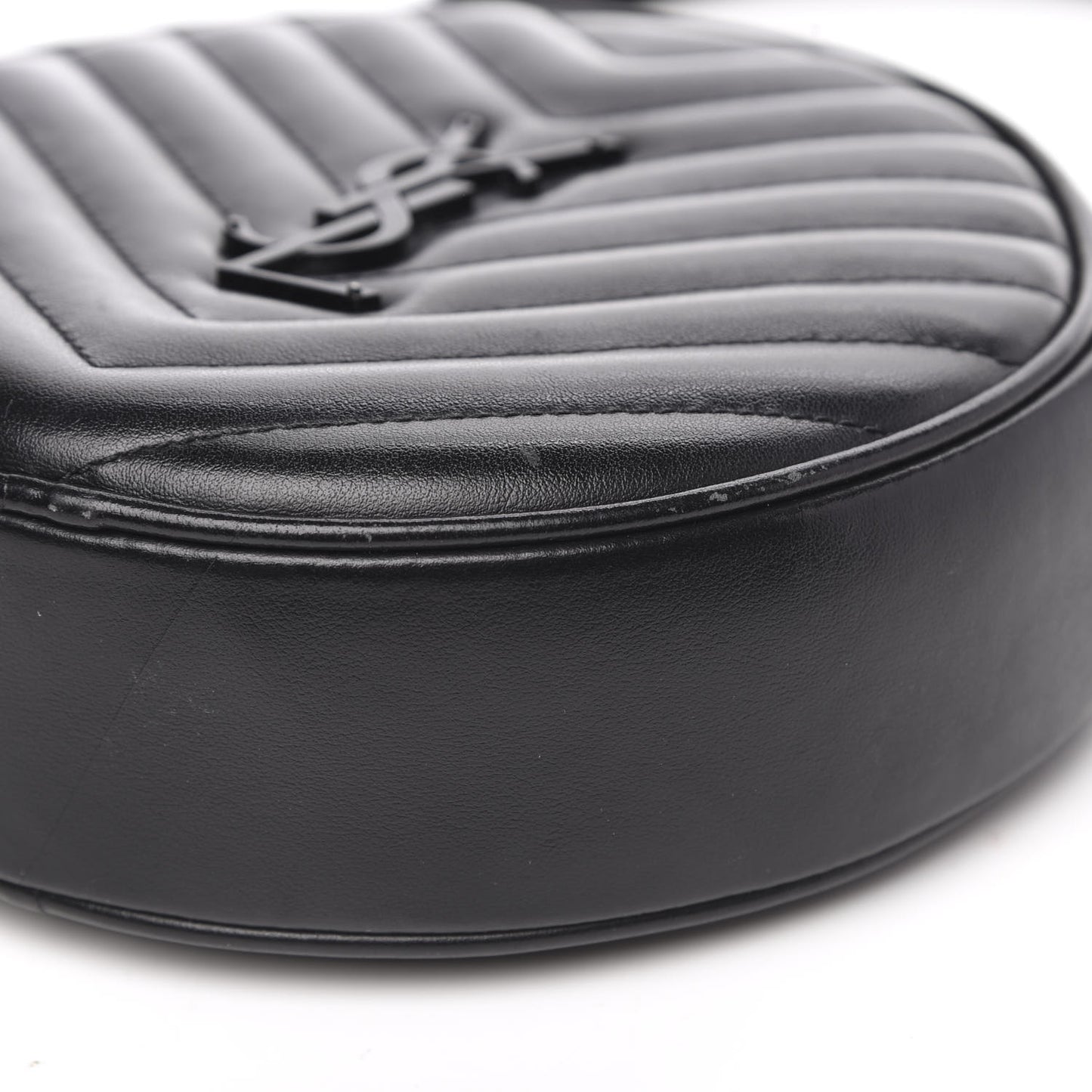 Calfskin Matelasse Chevron Round Vinyle Camera Bag Black
