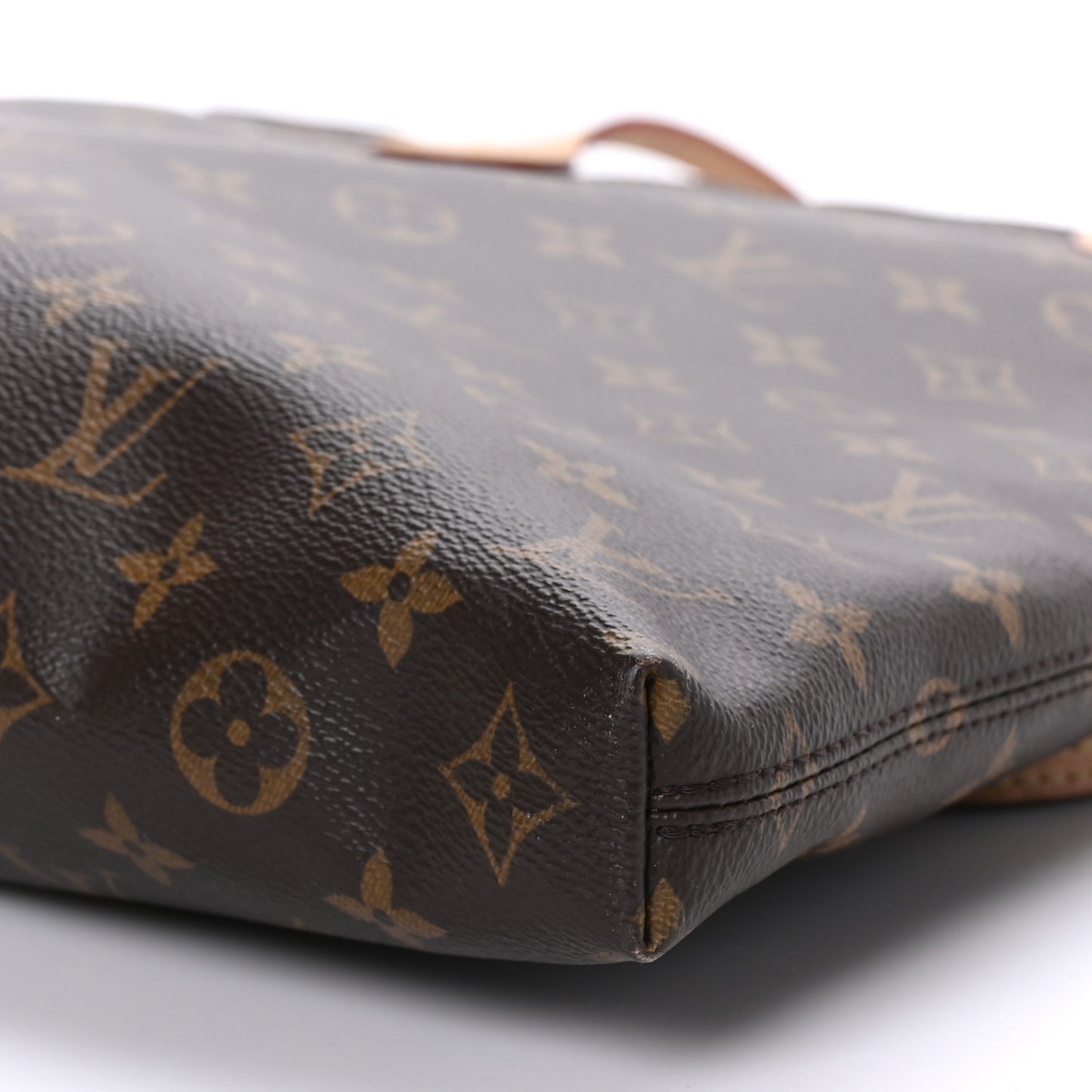 Monogram Carry It