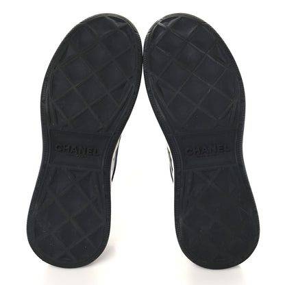 Chanel Suede Calfskin Nylon Grosgrain CC Sneakers 39 Navy Blue 6 of 9