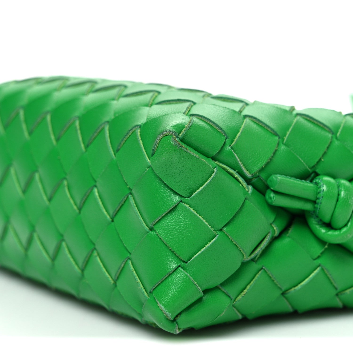 【美品】BOTTEGA VENETA ループ カメラバッグ ライムグリーン Bottega Veneta Nappa Intrecciato Mini Loop Camera Bag Parakeet
