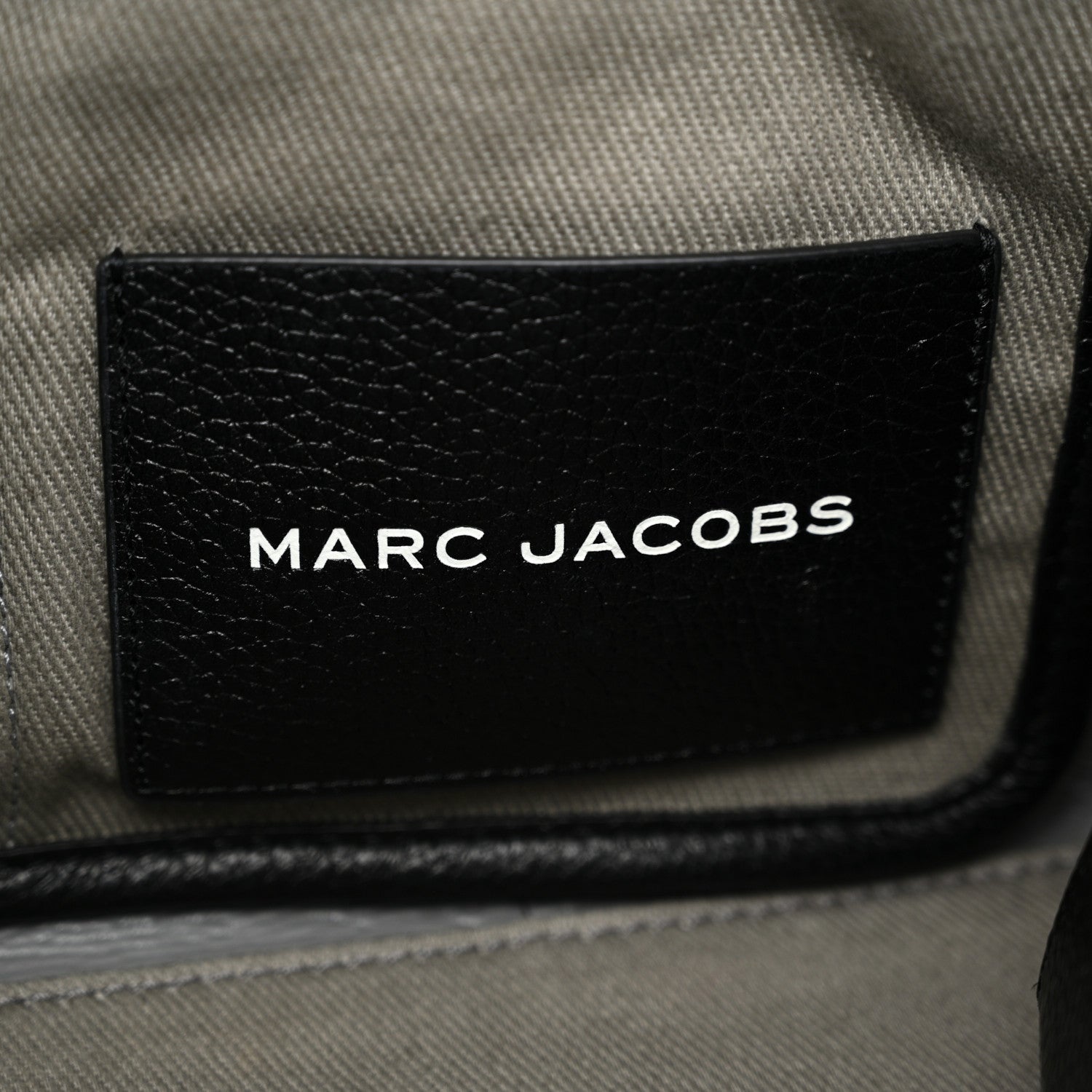 Marc Jacobs Grained Calfskin Medium The Tote Bag Black 6 of 14