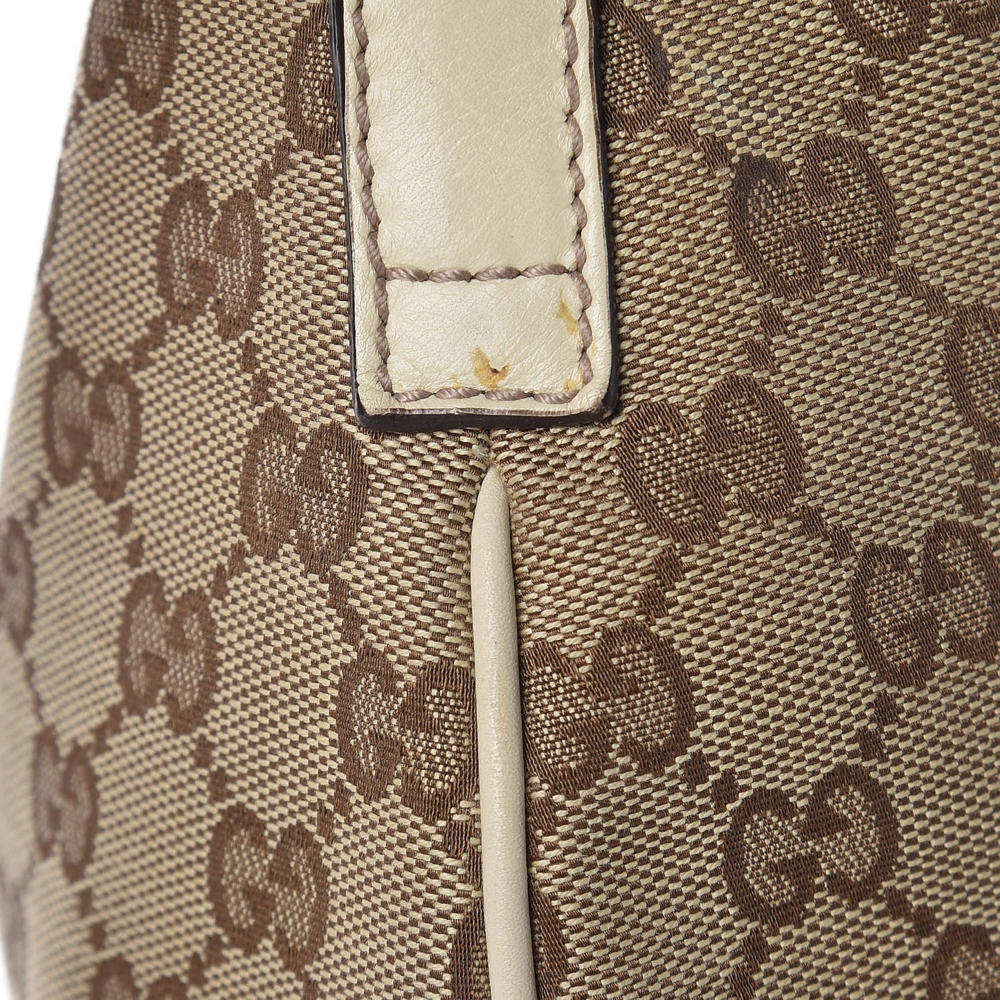 Monogram Medium New Britt Hobo Off White